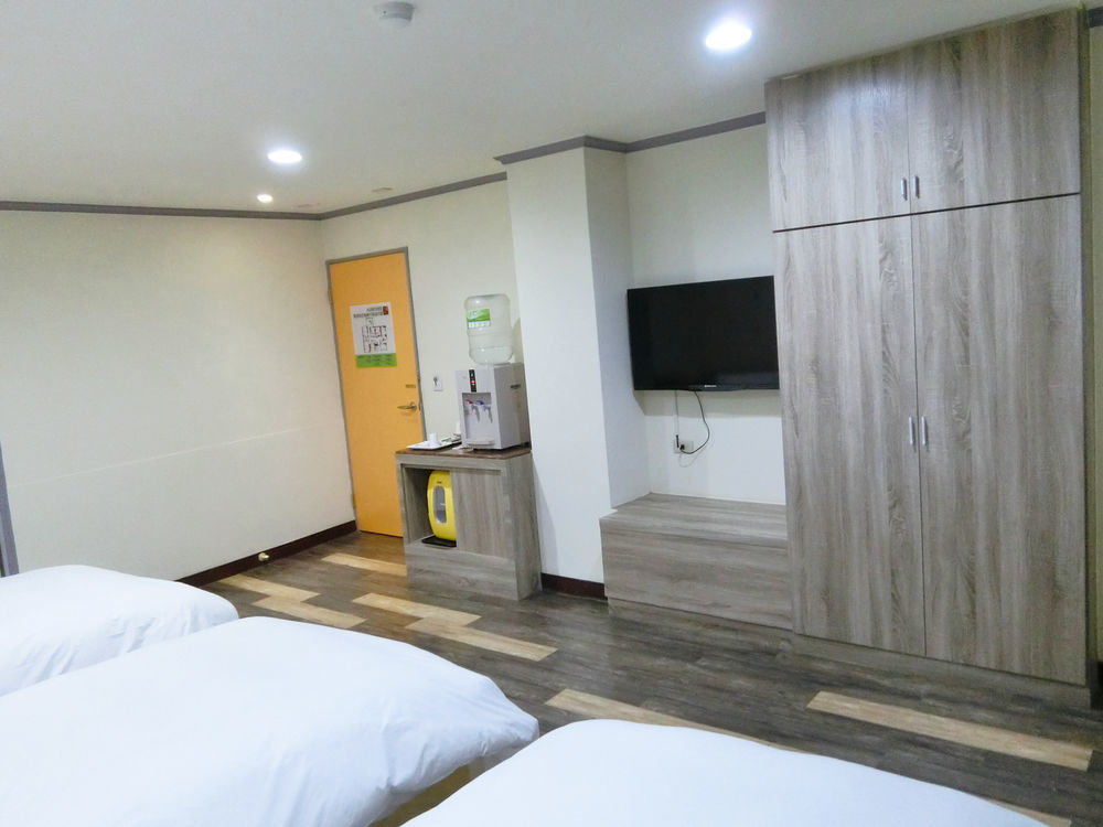 A22 Wei Lu Hotel 薇旅 Zhongli Exterior foto